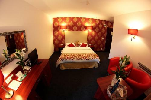 Amigo Hotel