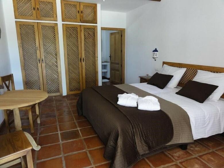 Bed & Breakfast Cortijo Del Ca�o