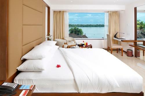 Hotel Ramada Cochin Resort