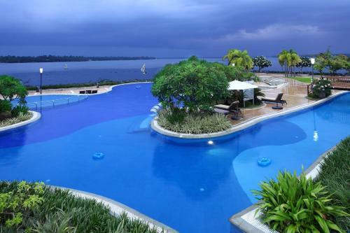Hotel Ramada Cochin Resort