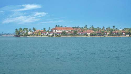 Hotel Ramada Cochin Resort