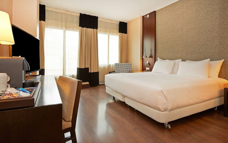 Hotel NH Barcelona Eixample