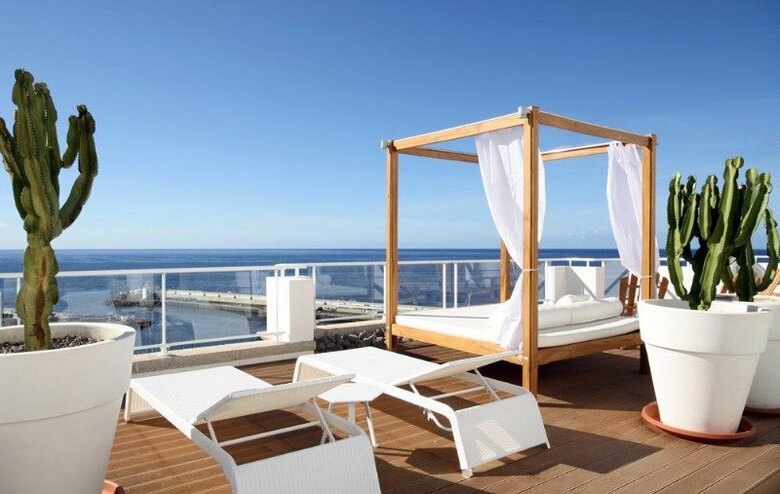 Apartamentos Marina Bayview - S�lo Adultos