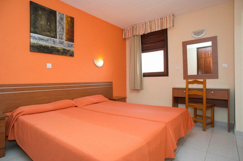 Apartamentos Caribe