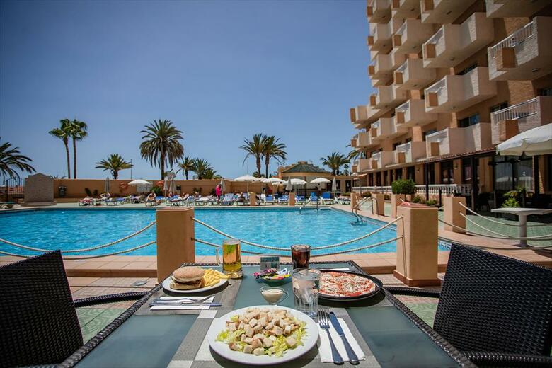 Apartamentos Caribe