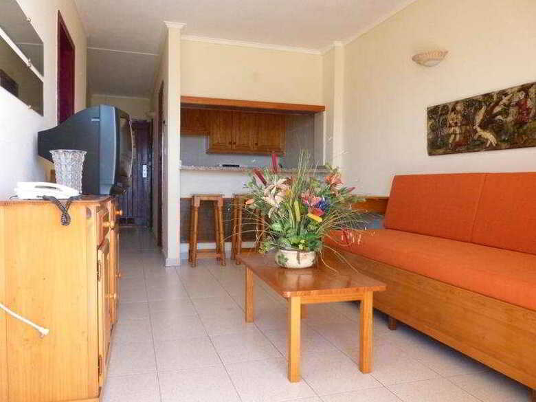 Apartamentos Caribe