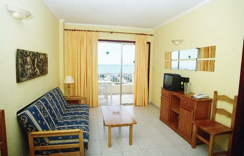 Apartamentos Caribe