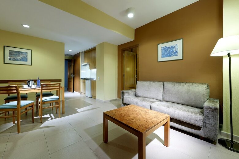Hotel Hesperia Sant Joan Apartments