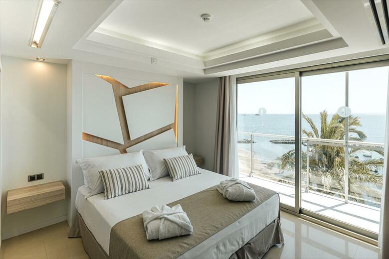 Hotel The Ibiza Twiins