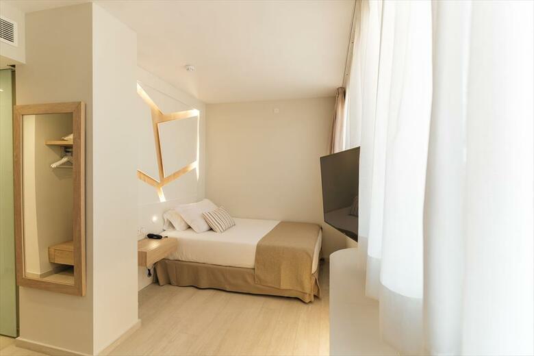 Hotel The Ibiza Twiins