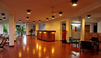 Hotel Palm Village