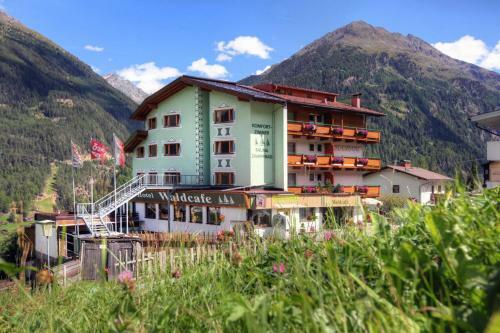 Waldcafe Hotel Restaurant