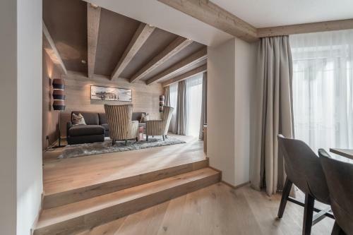 Hotel Castello Falkner Chalets & Residences