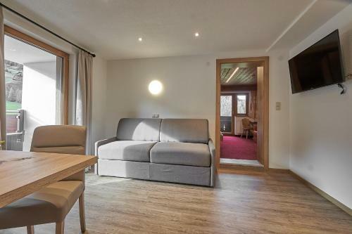 Hostal Hotel Garni Sch�nblick