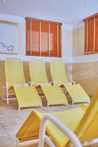 Hostal Hotel Garni Sch�nblick