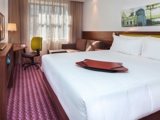 Hotel Hampton By Hilton Samara