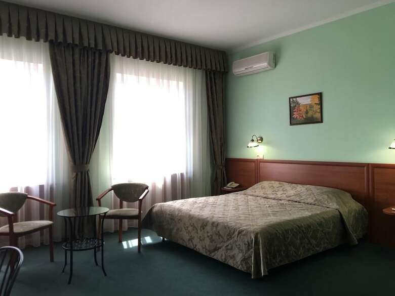 Bristol Zhiguly Hotel