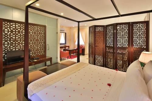 Hotel Laya Leisure
