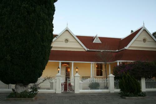 Hostal Karoopark Guest House