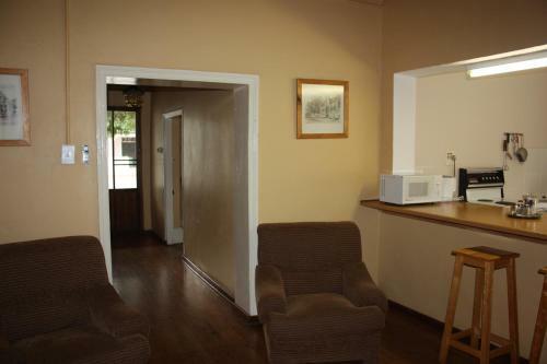 Hostal Karoopark Guest House