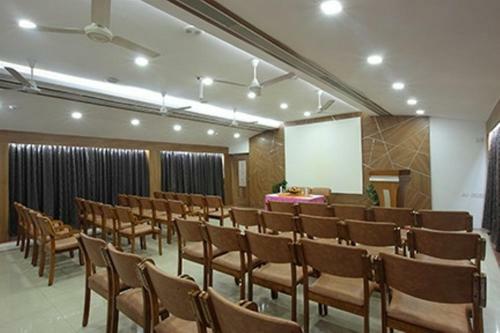Hotel Anjali Park