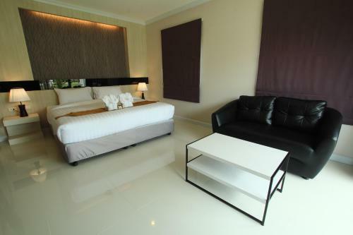 Chanalai Resort And Hotel