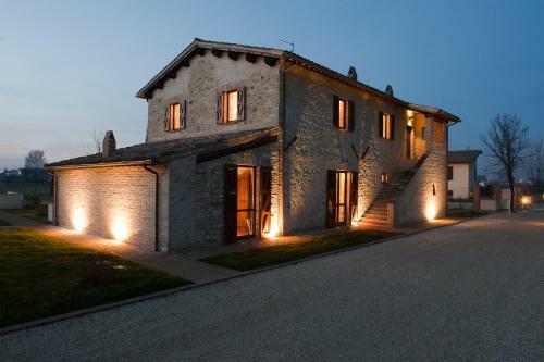 Hostal Casale Marroggia