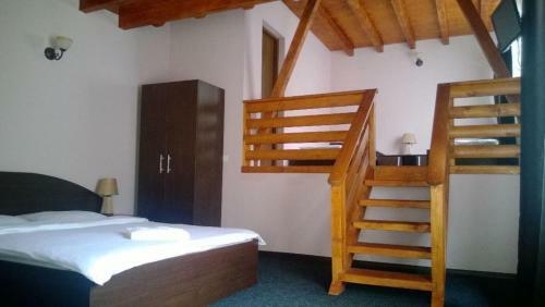 Hostal Pensiunea Valcinet