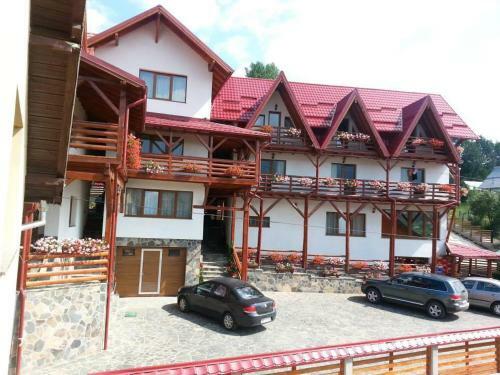 Hostal Pensiunea Valcinet