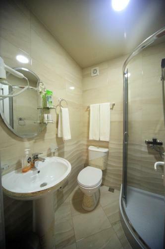 Hostal Edelveis Guest House