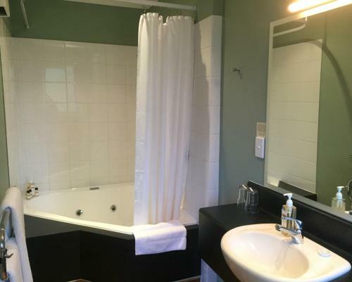 Hotel Lake Roxburgh Lodge