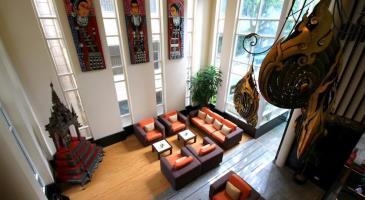 Pinnacle Lumpinee Hotel & Spa