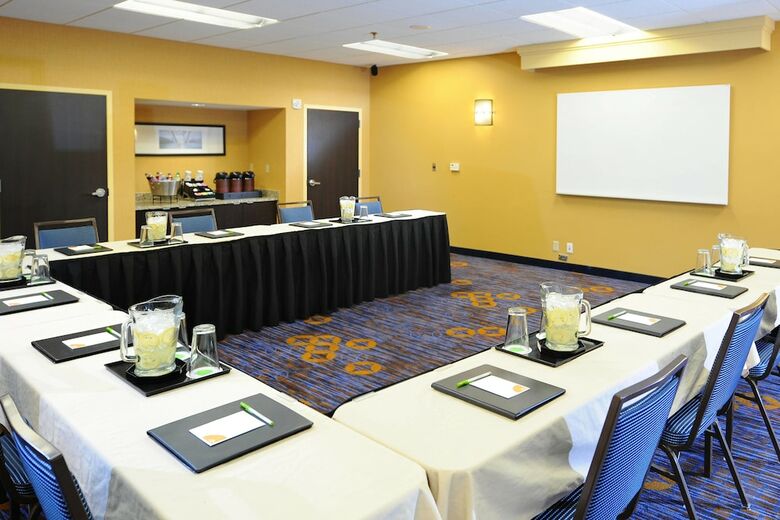 Hotel Courtyard By Marriott San Antonio Airport
