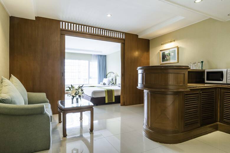 Windsor Suites Hotel