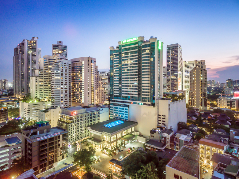 Windsor Suites Hotel