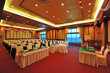 Hotel Aquamarine Resort And Villa