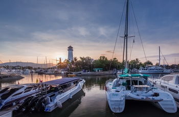 Hotel Boat Lagoon Resort