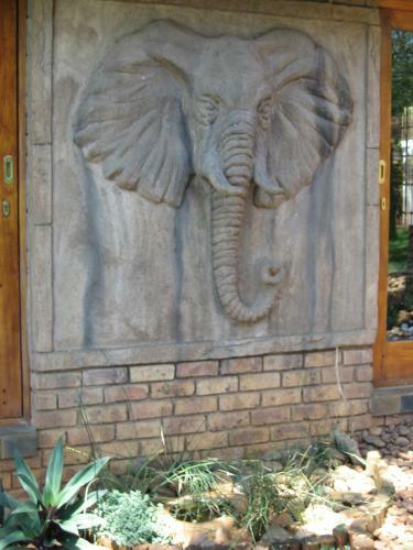 Villa Khandizwe River Lodge