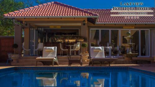 Hostal Lakeview Guest House