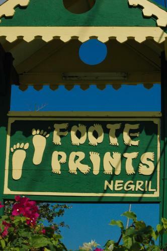 Foote Prints On The Sands Hotel