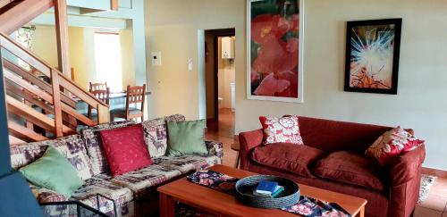 Hotel Lake Naverone Holiday Cottages