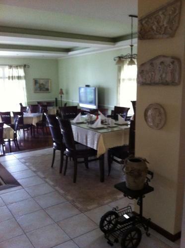 Hostal Sunny House