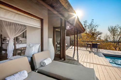 Royal Madikwe Luxury Safari Lodge