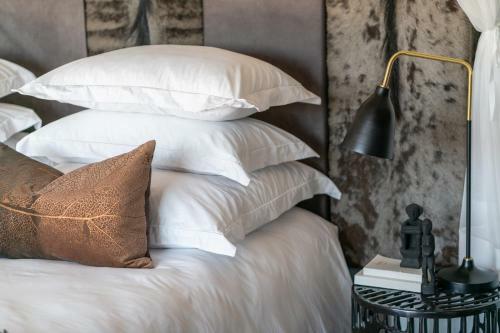Royal Madikwe Luxury Safari Lodge