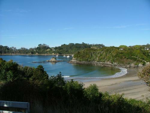 Bed & Breakfast Sails Ashore Lodge