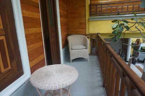 Hotel Thaprobane Beach House