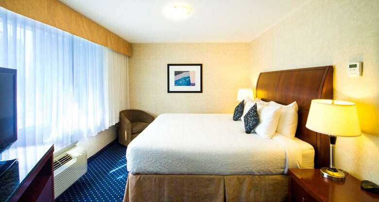 Hotel Best Western Plus Suites Downtown