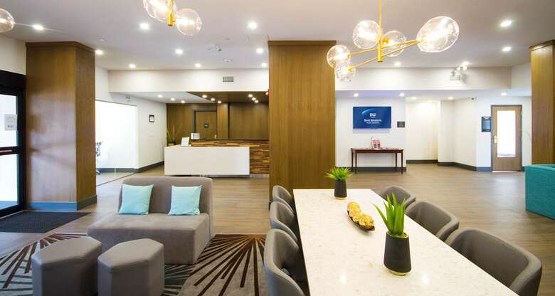Hotel Best Western Plus Suites Downtown