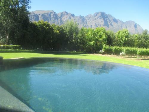 Hostal Franschhoek Rose Cottages