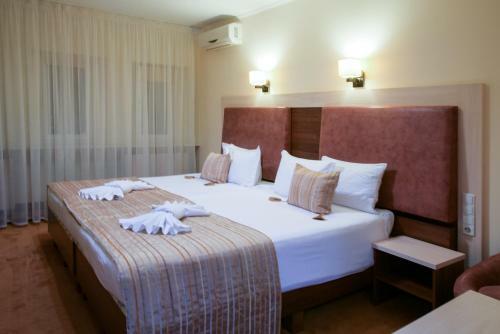 7 Sky Hotel Klinicheskaya Street